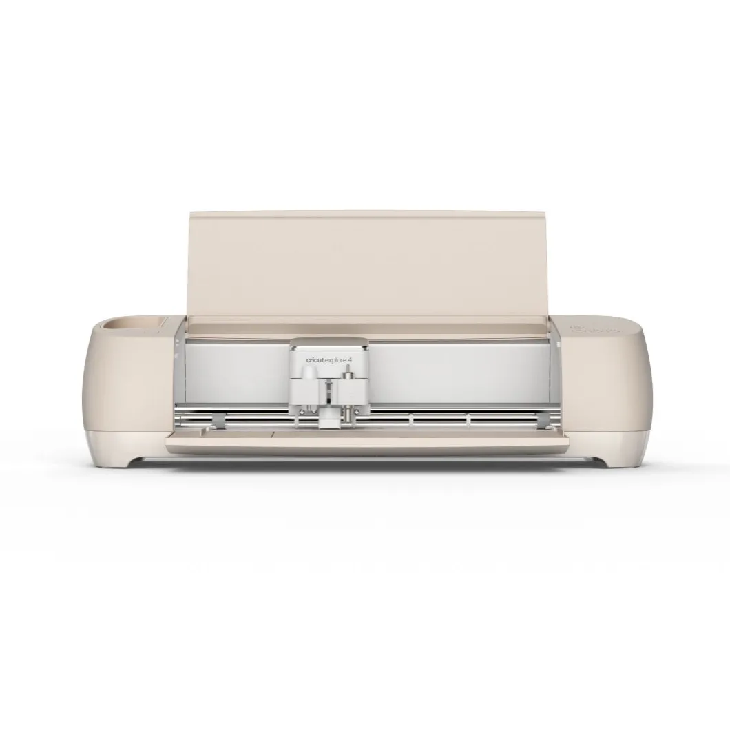 Cricut Explore™ 4 + pack tout-en-un + Abonnement Cricut Access™