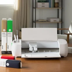 Cricut Explore™ 4 + pack tout-en-un + Abonnement Cricut Access™