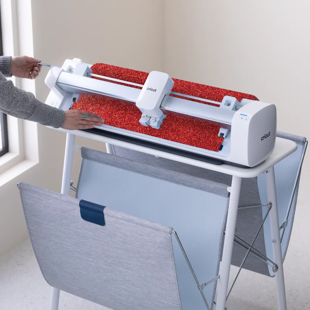 Smart Iron-On, Glitter, Red 5 ft