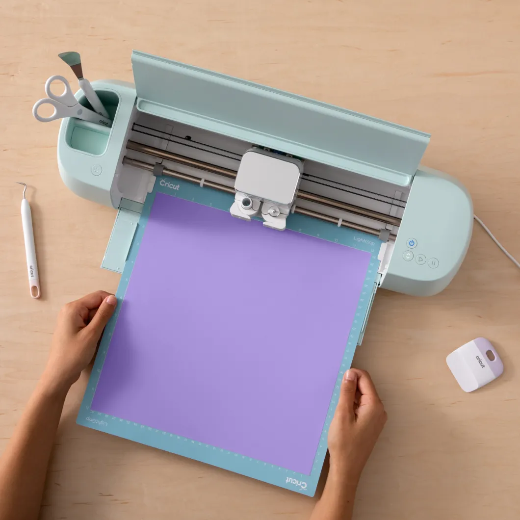 Thermocollant économique de 30,5 cm × 6 m (12 po × 20 pi), Lilas