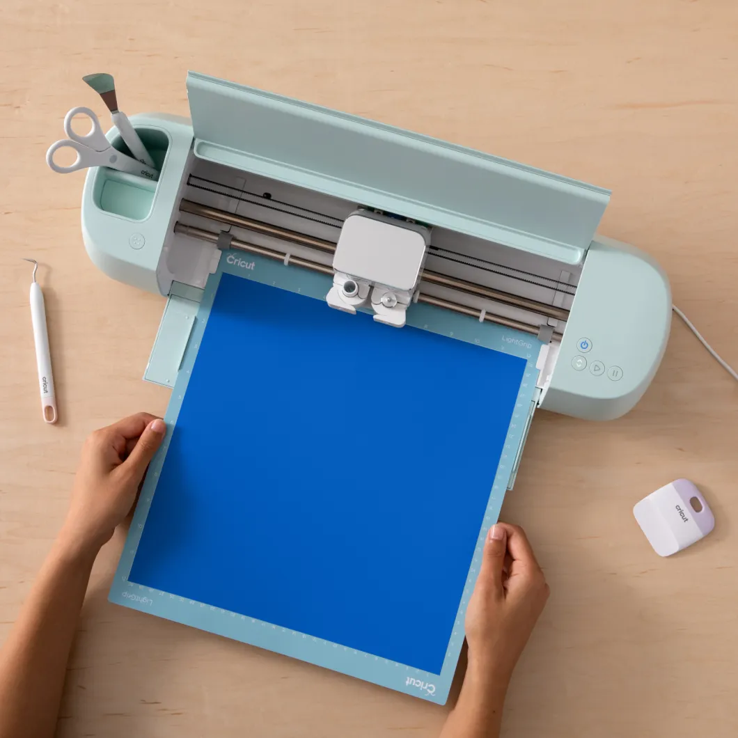 Thermocollant économique de 30,5 cm × 6 m (12 po × 20 pi), Bleu